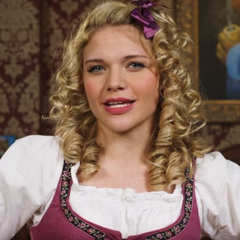 Goldilocks review mattresses in a quirky ad from this week's Video Worth Sharing.